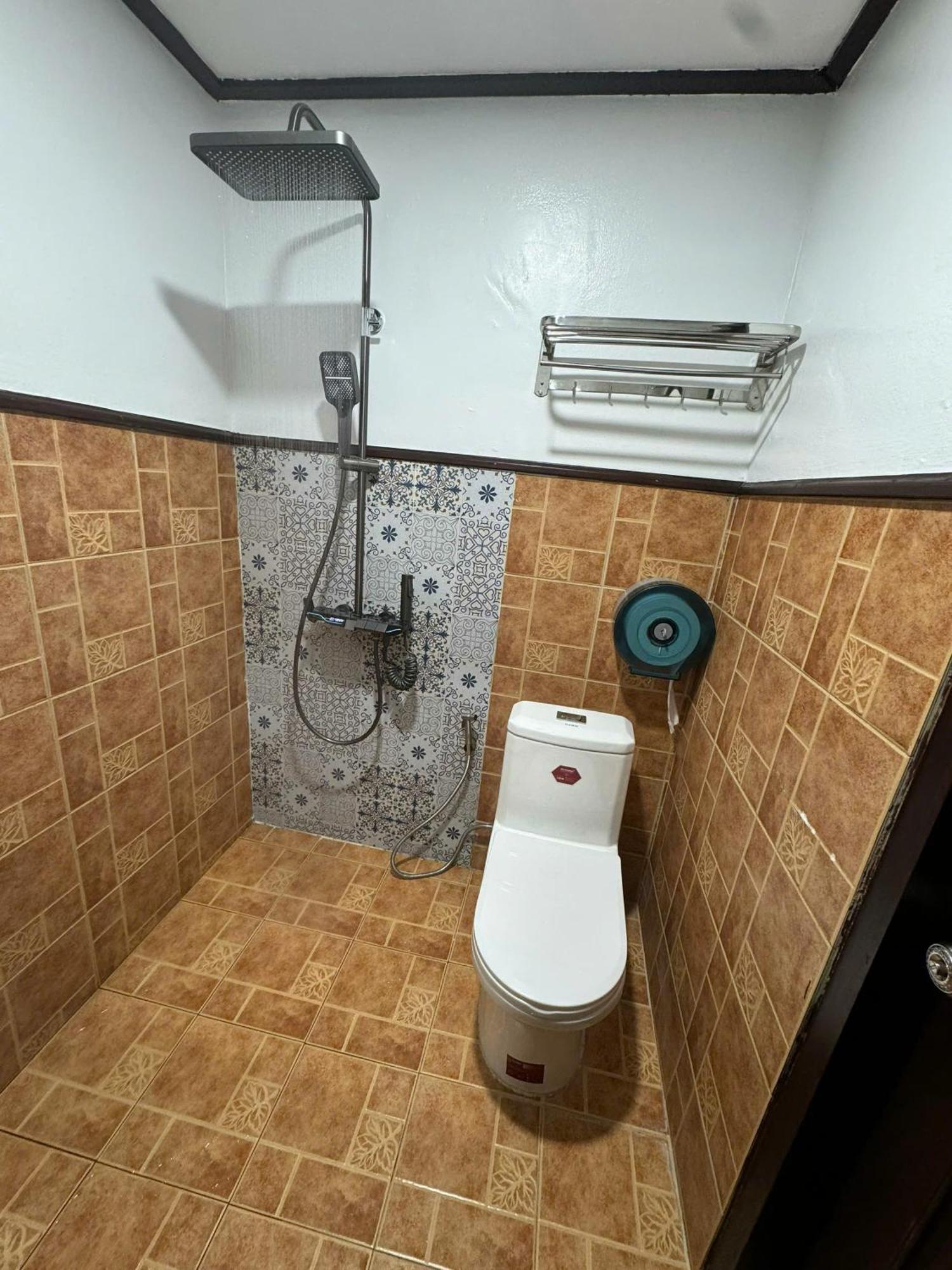 Win Hotel Vang Vieng Bagian luar foto